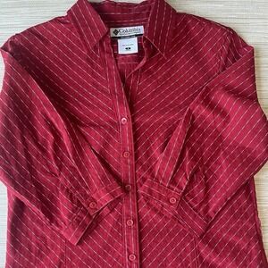 Columbia Sportswear Womens Red Pinstripe 3/4 Sleeve Button Down Shirt Small